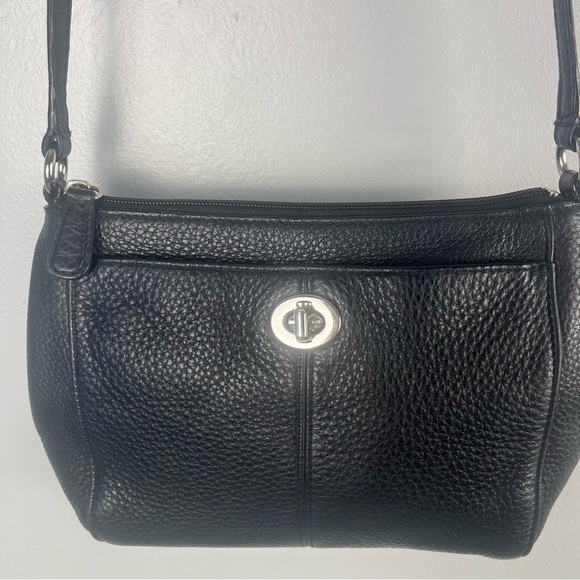 Black COACH PARK LEATHER SWINGPACK - Picture 8 of 16